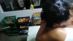 Hemmelig affære med VVS-manden?