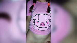 इनोसेंट टीं पर्वर्ट स्टेपडैड के नाइटली स्नीक से सफर करती है