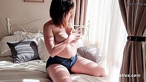 Oye Lucy, ¿por qué nos provocas con ese coño peludo?