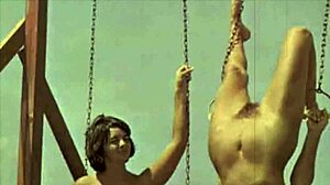 Vintage swingers i erotiska bekännelser från viktoriansk gentleman med mogna MILF:ar