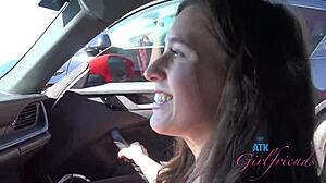 Strandi randi Kourtney Ray-jel forró puncis játékká változott