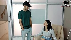 Mélytorok creampie orális akció