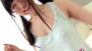 ראית פעם את ריקו אייבה בפעולה ביקיני לוהטת במעיין חם עם ציצים ענקיים?