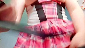 क्या तुमने मेरी सौतेली मम्मी का मस्तर्बेशन वीडियो देखा जो उसने अपने फ्रेंड को भेजा?