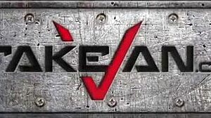 Smyslná bujná česká holka tvrdě cumuje sedíc na velkém čuráku