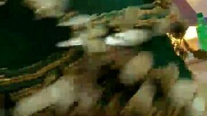 Анна Мария, зрелая латина, соблазняет сексуальными движениями танца живота!