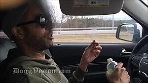 Anal gilf wordt hard geneukt op de roadtrip