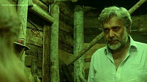 Δες τις κορυφαίες γυμνές σκηνές από Massacre in Dinosaur Valley 1985 με Suzane Carvalho και Susan Hahn!