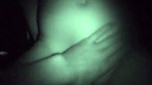 Ne morem nehati gledati Johna in Ali, ki se trdo jebeta od blizu!