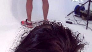 妮可·洛夫吞下66发精液在狂野群交颜射？