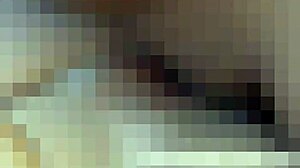 תראה אותי לוקחת זין שחור ענקי מפלצתי