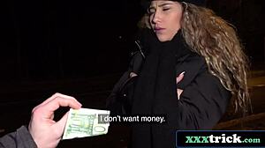 som ohromený touto nádhernou venezuelskou turistkou, čo dupú za peniaze v pražskom hoteli