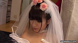 Benim Japon gelinim Ruri Narumiya sertçe sikildi.