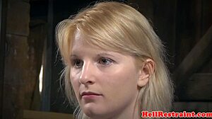 Jsi připravený na to, jak mě můj maledom mistr zavěsí pevně?