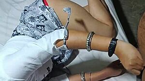 Teen whore hot girlfriend ko thick condom se bang karti hai.