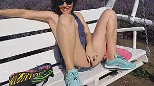 Už jsi zkusil blikat konektor v levandulových polích se mnou?