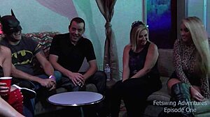 Milf keményen dugva swinger buliban