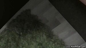 Kam54, Questa Arrapata Bionda Milf Si Spoglia sul Divano per la Cam